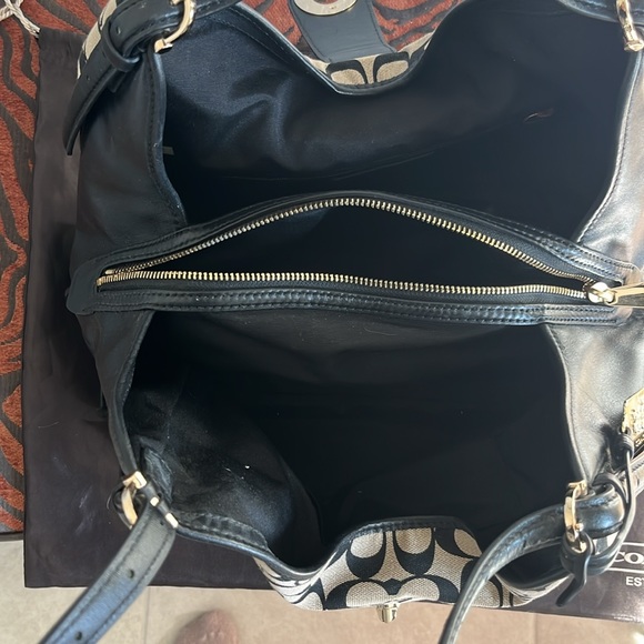 COACH Madison Carlyle shoulder bag NWOT - Picture 4 of 5